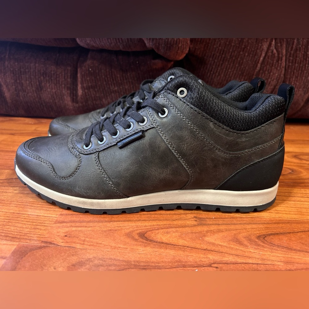 New! Sonoma Sneakers Mens Sz 12w